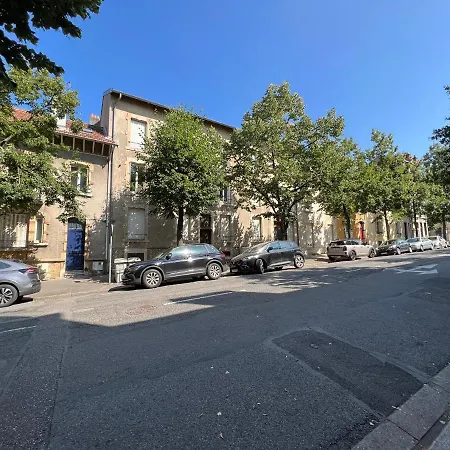 2 Pièces, Et Terrasse, Thermal *